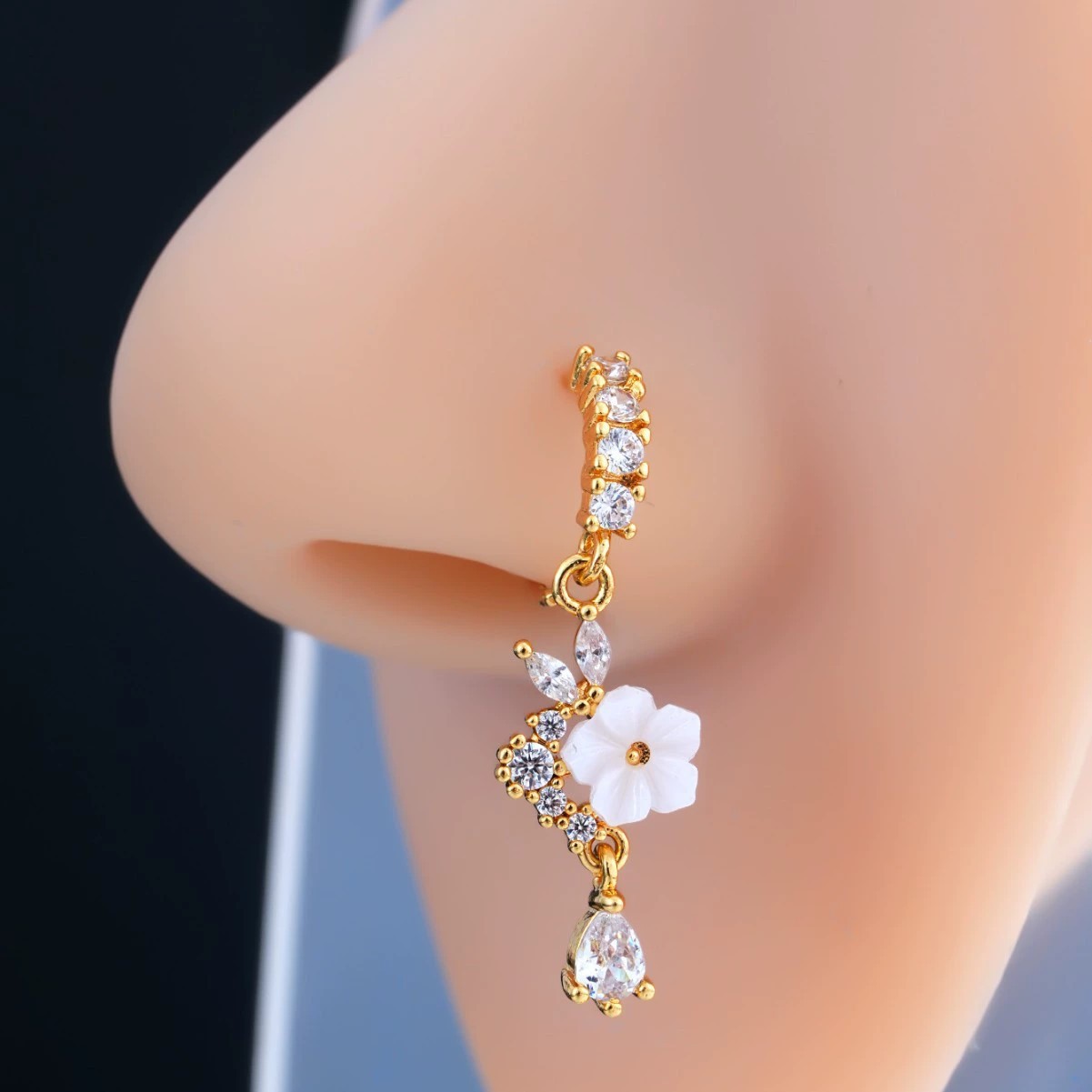 Gold Flower Nose Ring with Dan - Body Jewelry Surgical Steel ulasan dan harga