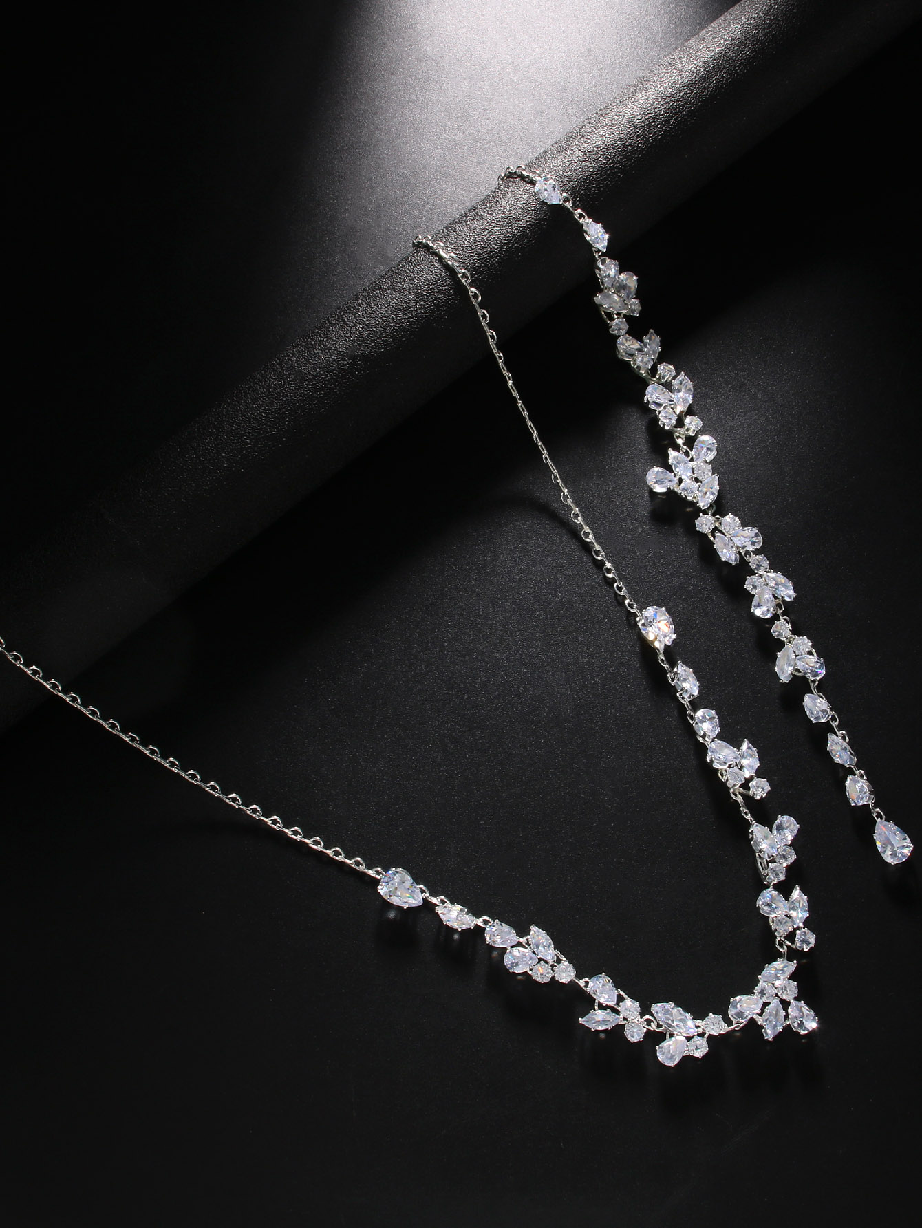 Crystal Leaf Backdrop Necklace - Body Jewelry Necklace ulasan dan harga